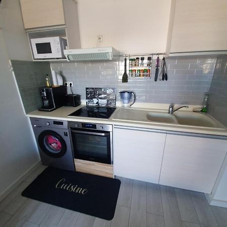 Appartement Cosy Proche De L'Aeroport T R A N S F E R T Sur Demande แซงต์-เดอนี ภายนอก รูปภาพ